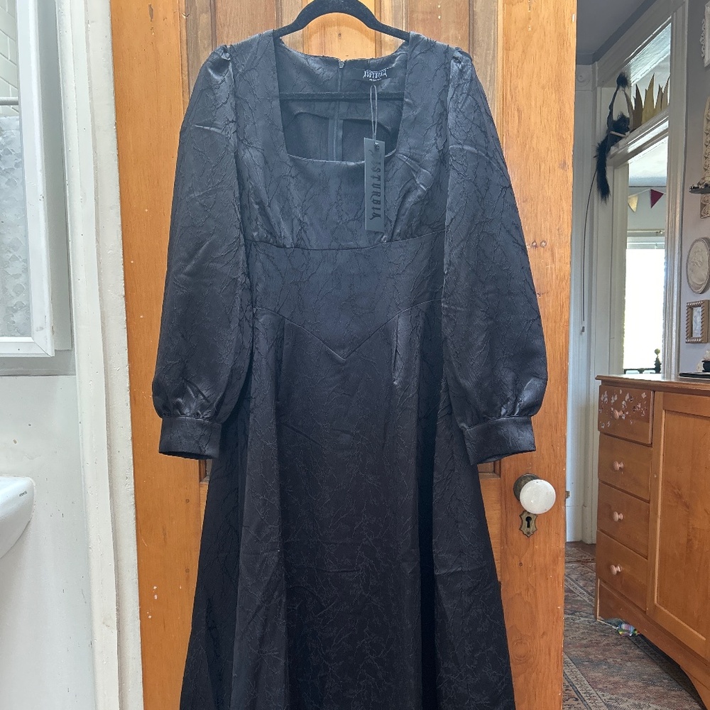 disturbia bishop sleeve gothic dress